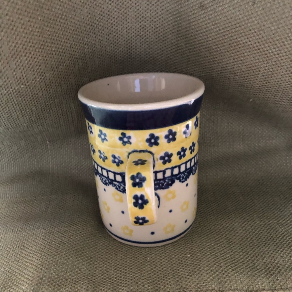 Polish Pottery 8 Oz Blue and Yellow Floral Ceramic Coffee Mug - Picture 2 of 5